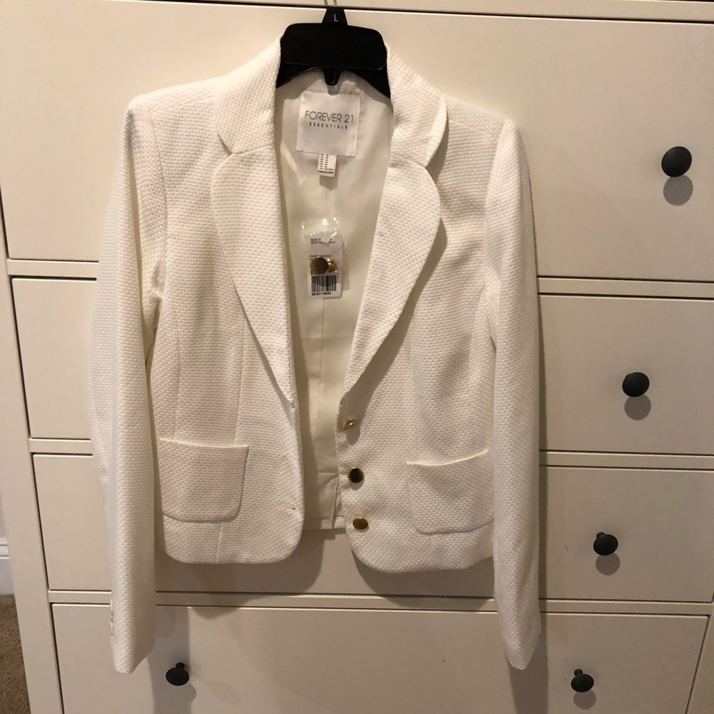 NWT White Textured Blazer Size Medium Forever 21